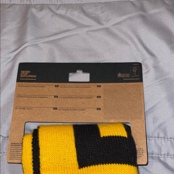 The North Face Bold Yellow and Black Scarf - Picture 3 of 4